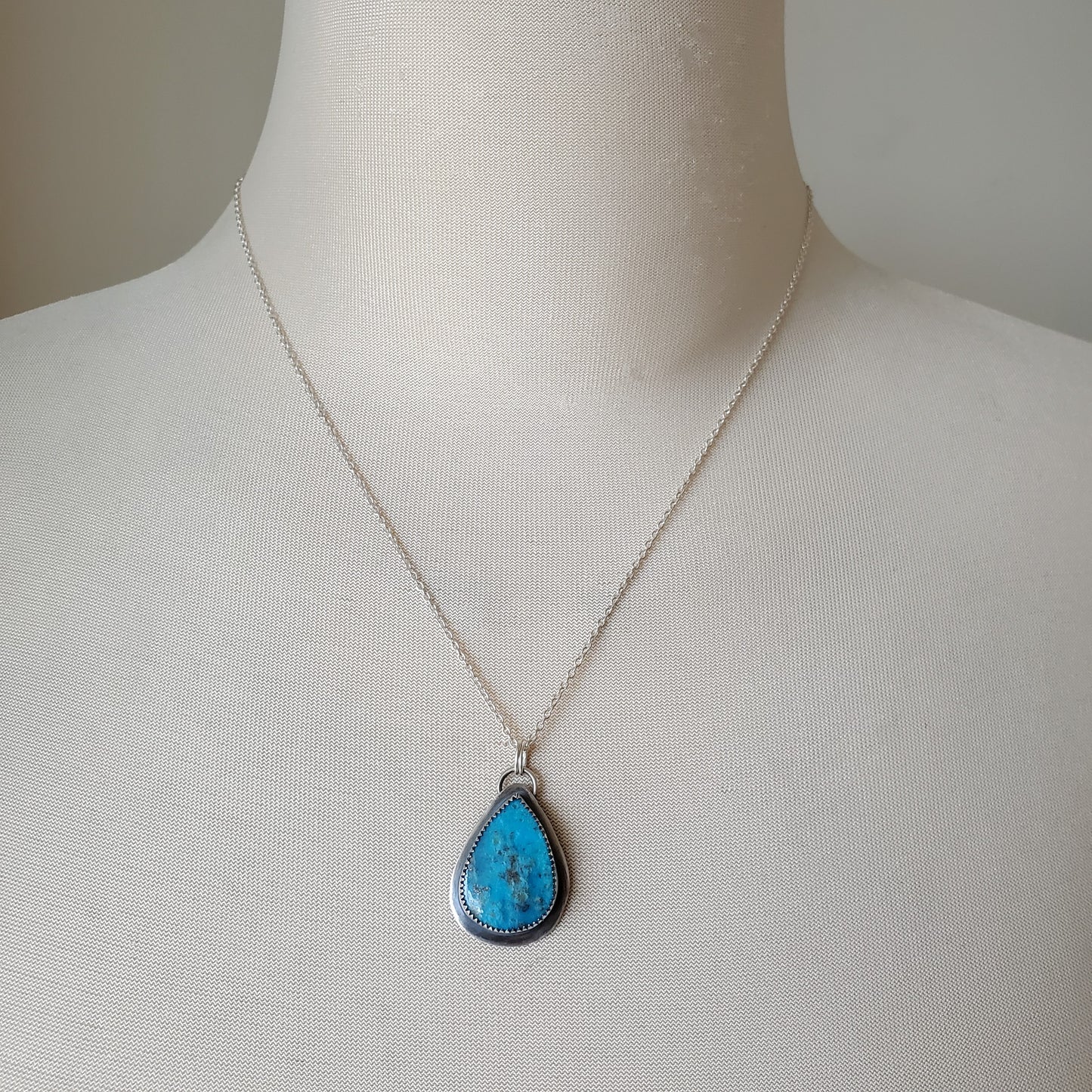 Arizona turquoise silversmith necklace on bust