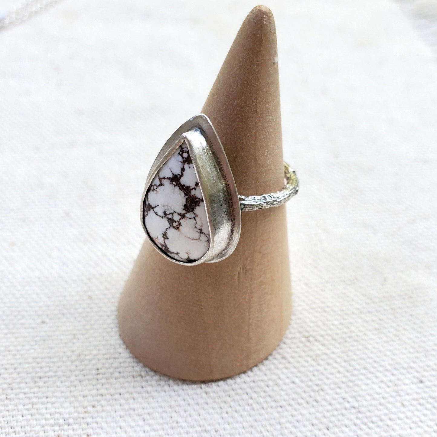 Wild Horse Magnesite silversmith ring