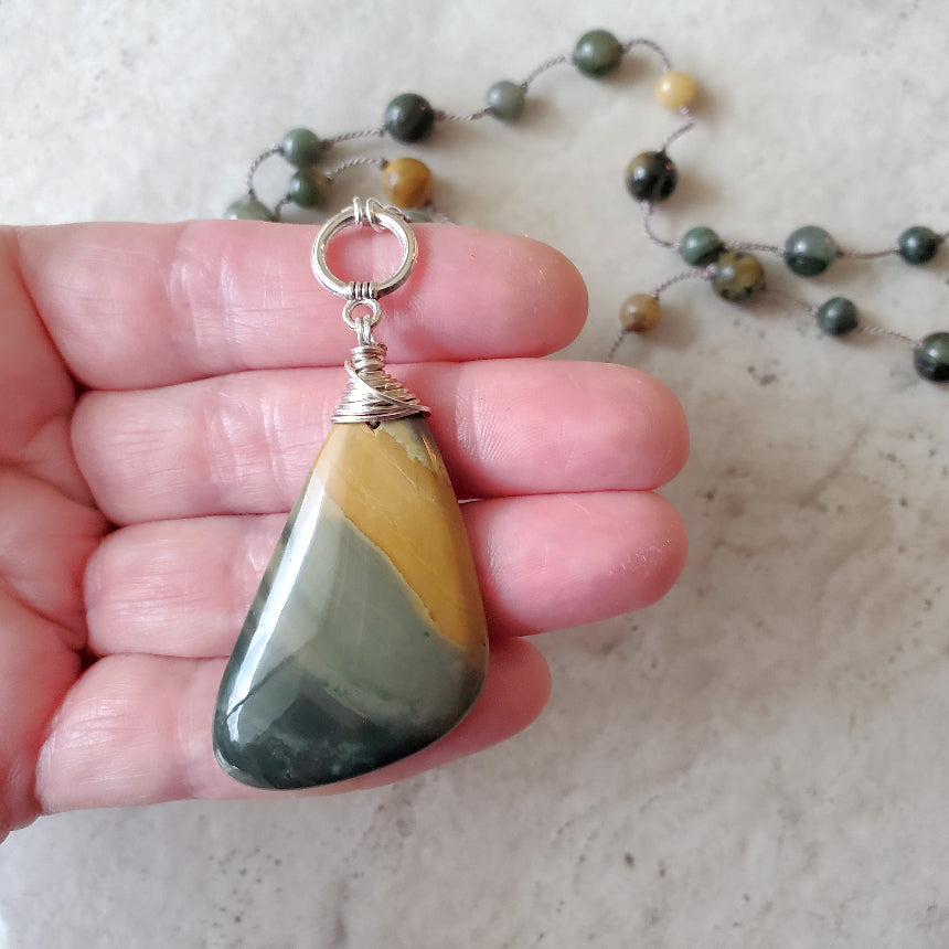 Ohywee Jasper & African Jade Knotted Necklace in hand