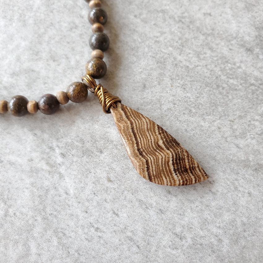 Bronzite and Aragonite chunky necklace focal close up