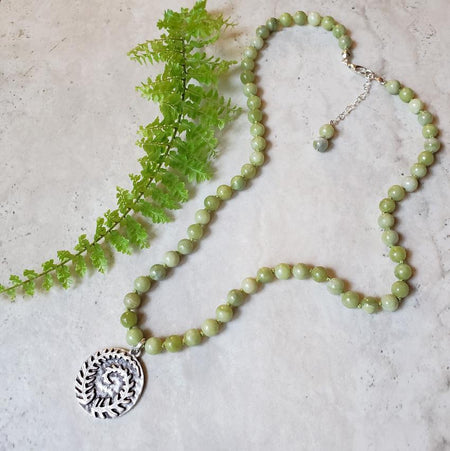 Canadian Jade Knotted necklace with fern focal 