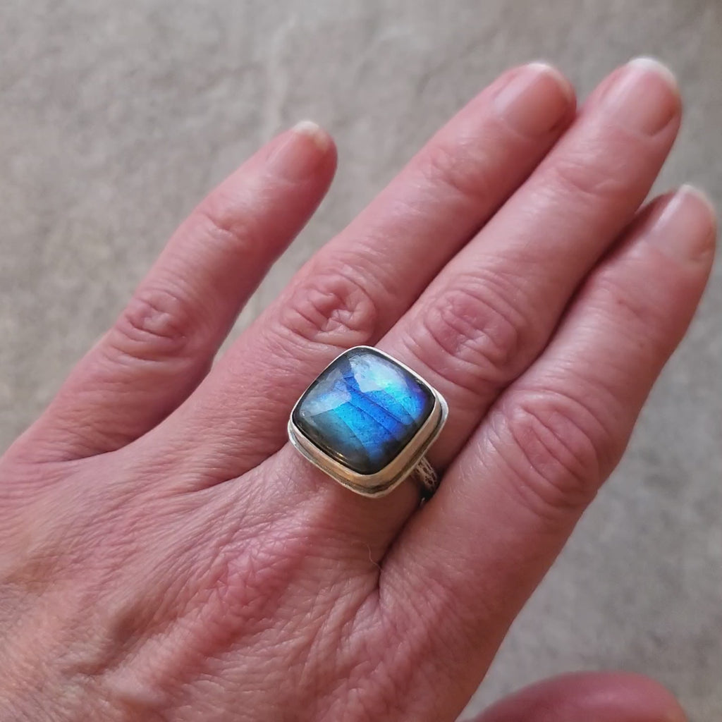 Labradorite silversmith ring on hand video