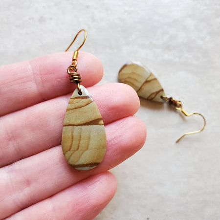 Picture Jasper teardrop gold earrings in hand