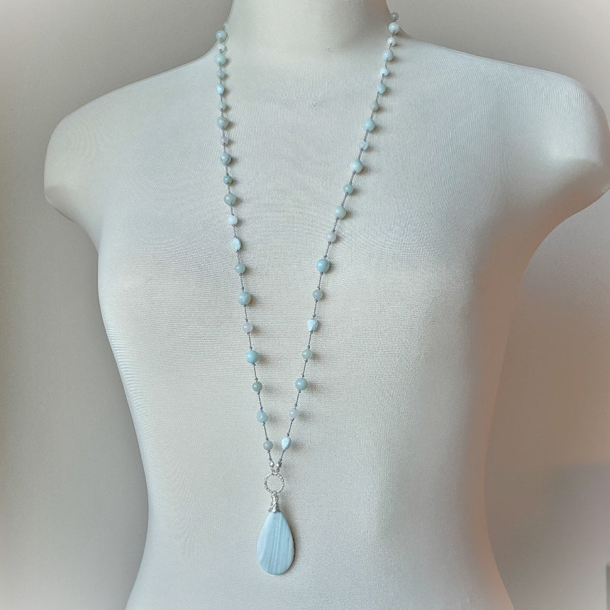 Green Lace Agate & Amazonite knotted necklace on bust