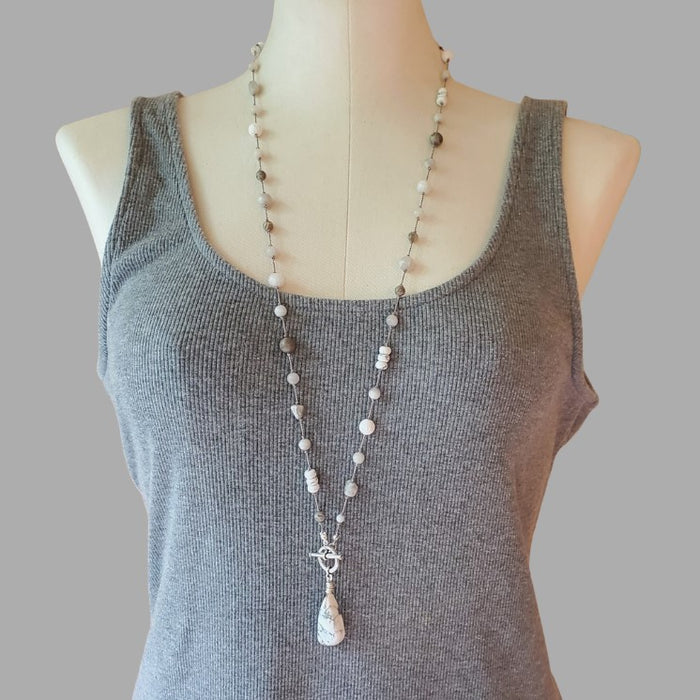 Hand knotted multi stone necklace with Howlite pendant