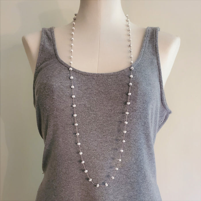 Hand knotted Howlite rondelle necklace