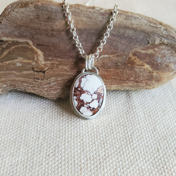 Silversmith oval Wild Horse Magnesite pendant necklace